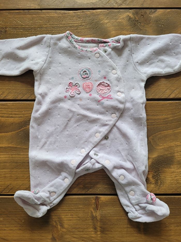 Lot pyjamas 1 mois fille - photo numéro 8
