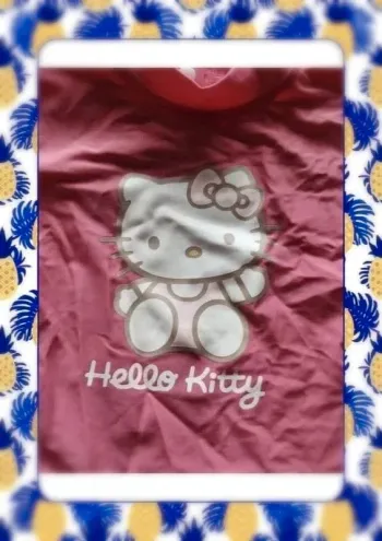 Haut anti uv 18 mois Hello Kitty