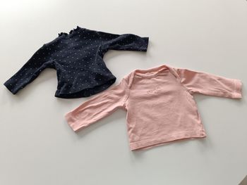 Lot 2 t shirt 