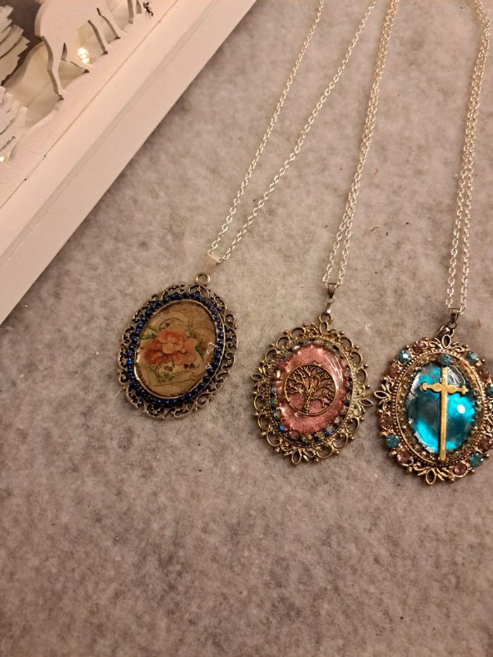 Lot de 3 magnifiques colliers avec pendentif multicolore - photo numéro 4