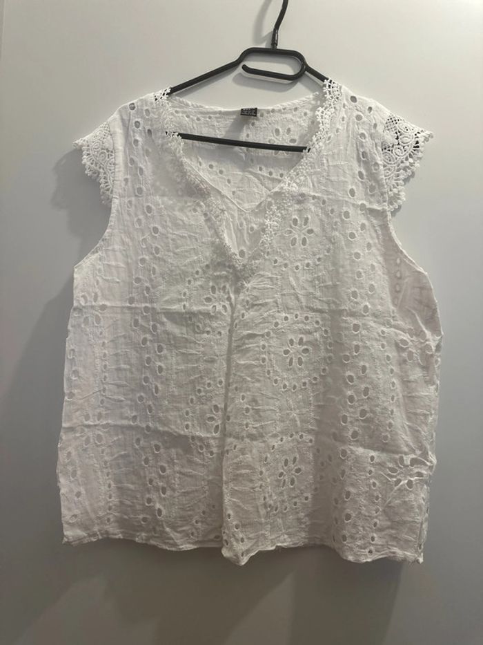 Bouson femme à dentelle