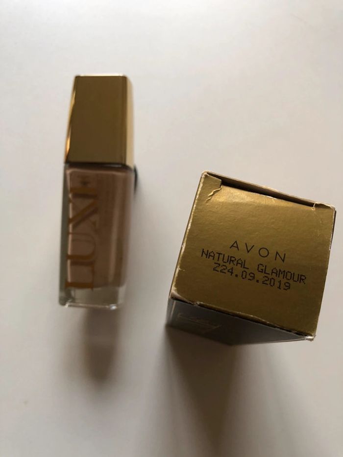 Fond de teint - luxe - natural glamour - photo numéro 2