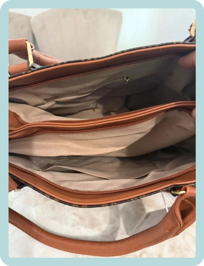 Sac à main à bandoulière - photo numéro 3