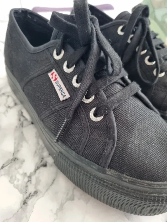 Basket Superga a plate-forme noir - photo numéro 14