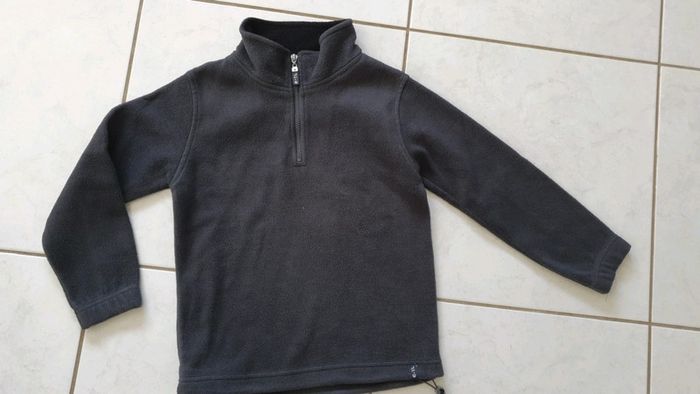 Pull polaire 8 ans vint - photo numéro 2