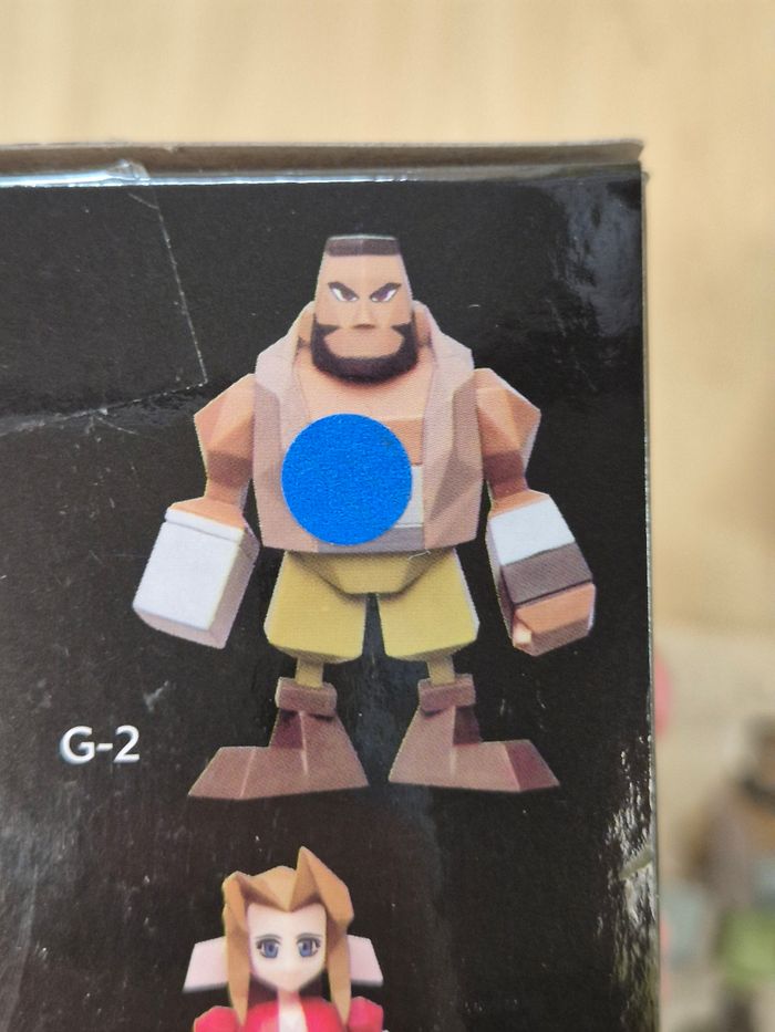 Figurine polygones Final Fantasy VII : Barret Wallace - photo numéro 3