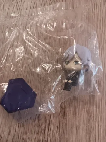 Petite figurine twisted wonderland epel