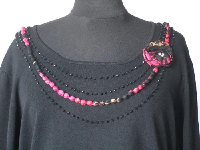 Pull noir Un Jour Ailleurs 44 TBE - photo numéro 3