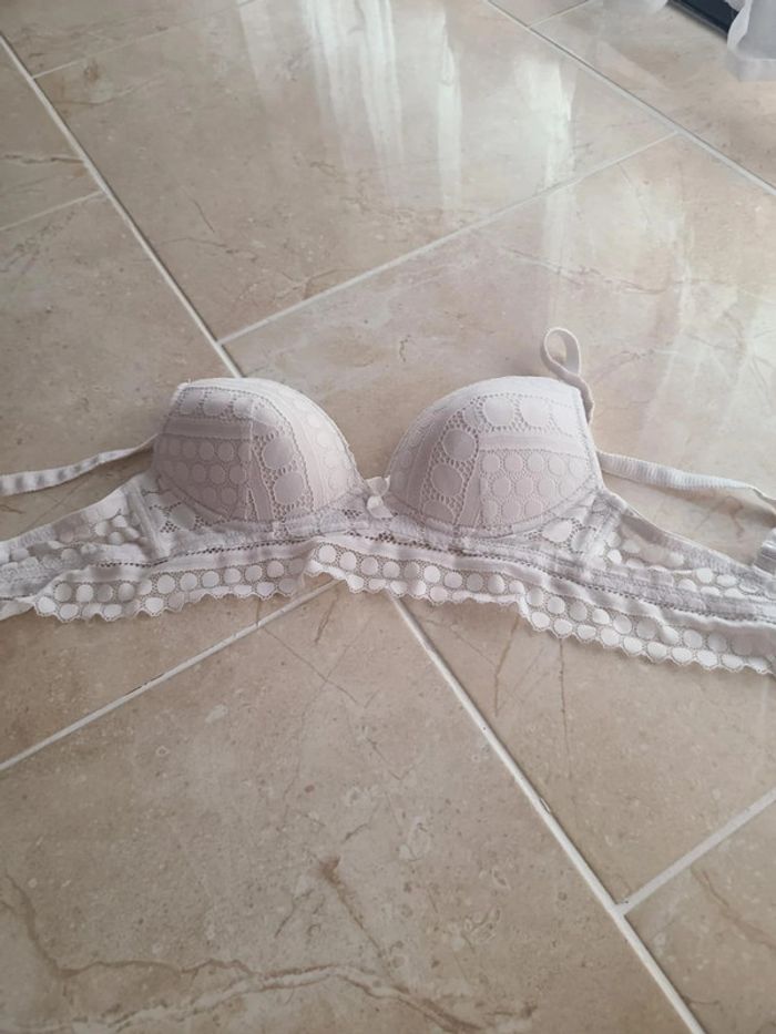 Soutien-gorge blanc • taille 85B