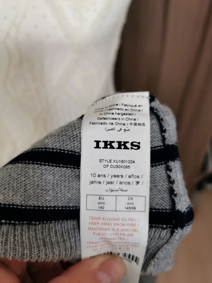 Pull gris à rayures ikks taille 10 ans - photo numéro 5