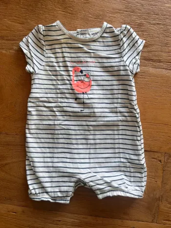 Combinaison short 6 mois Tape à l’œil