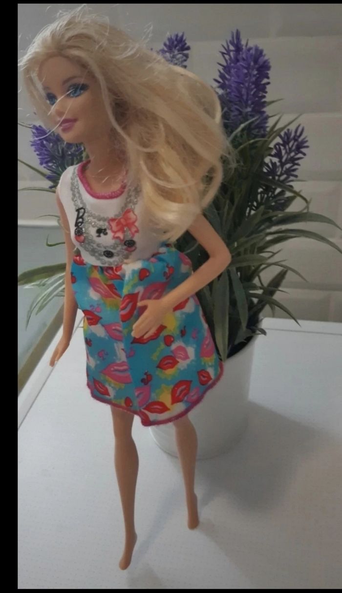 Poupée barbie Mattel 2013 - photo numéro 3