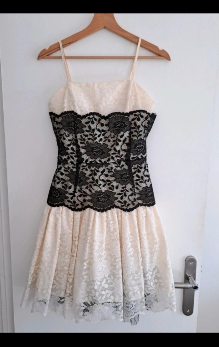 Robe de cérémonie - photo numéro 1