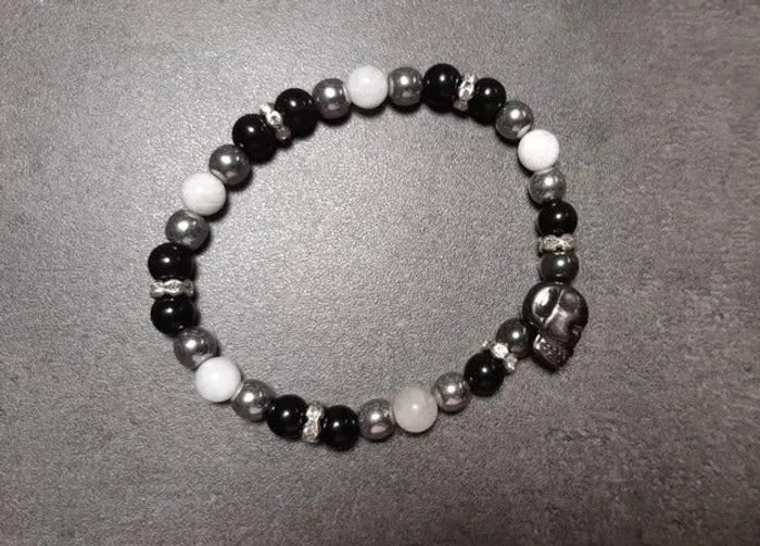 Bracelet en pierres naturelles noir/blanc/argenté neuf jamais porté Idéal Cadeau !! - photo numéro 5