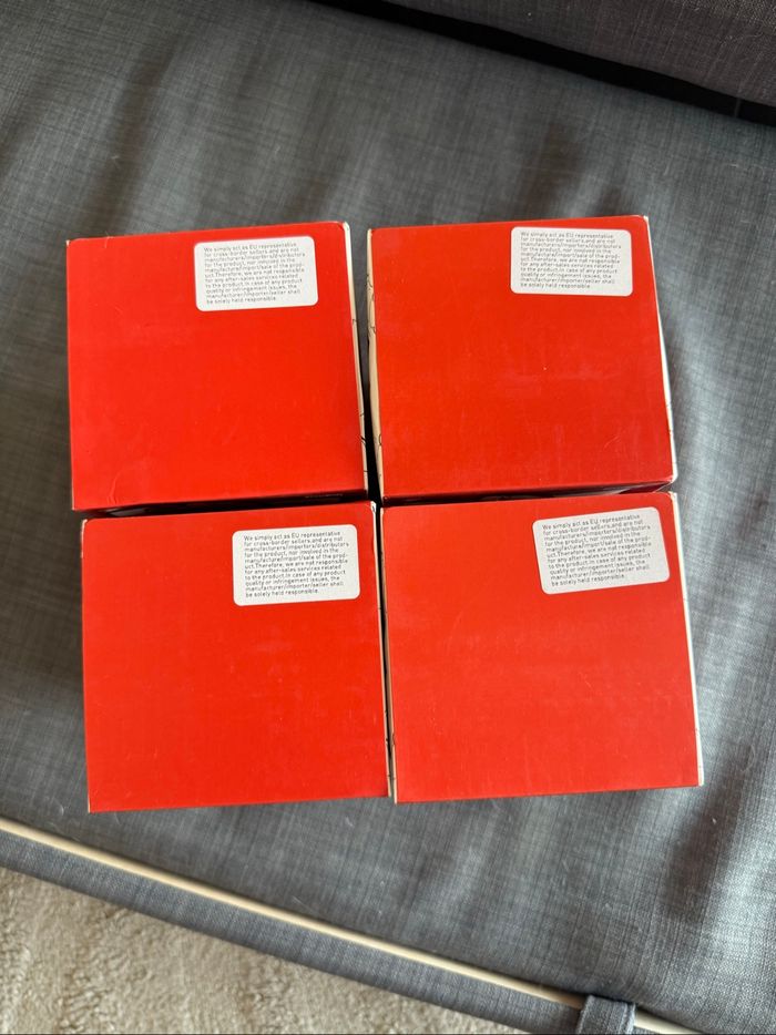 Lot de 4 Popmart Labubu Coca Cola Series Vinyl Face - photo numéro 6