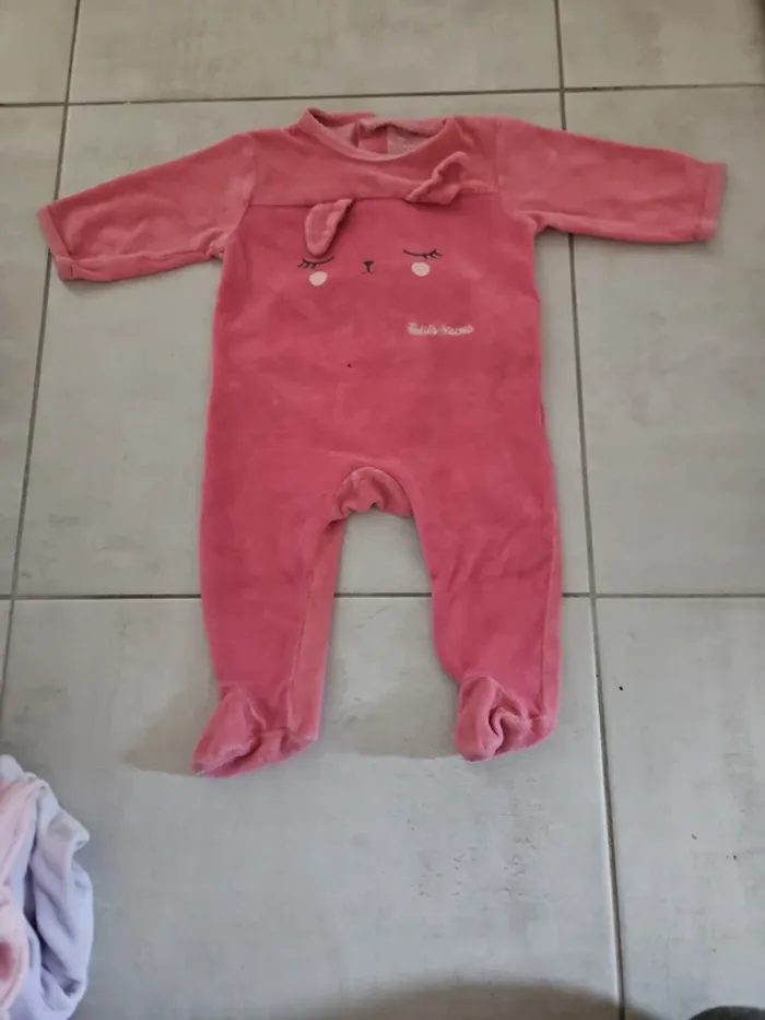 Pyjamas 9 mois - photo numéro 2