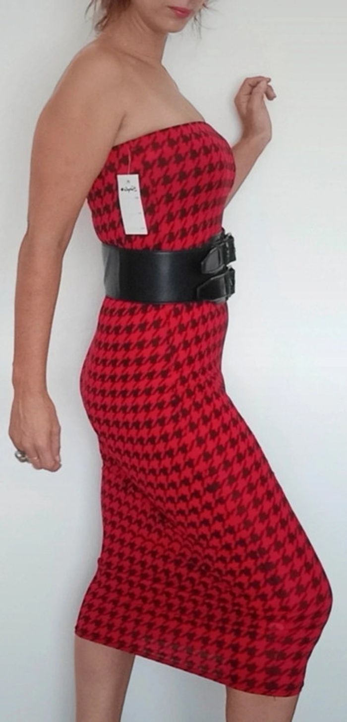 Robe bustier moulante - photo numéro 9