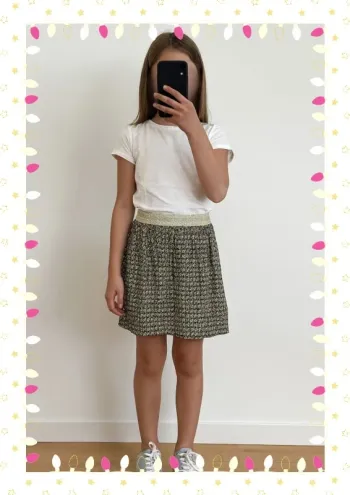 Jolie jupe fluide pour fille, taille 12 ans.fait main