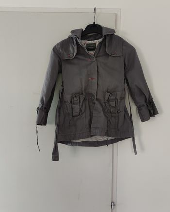 Manteau demi saison marque Jodhpur taille 6 ans pour fille.