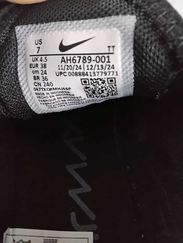 Baskets Nike Air Max 270 - photo numéro 8