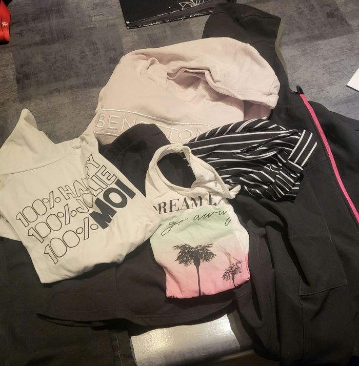 Lot  vêtements fille 10 ans