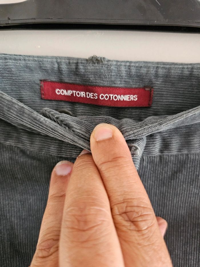 Pantalon velours côtelé Comptoir des cotonniers Taille 38 - photo numéro 2