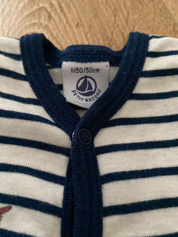 Lot vêtements 0 mois naissance - photo numéro 2