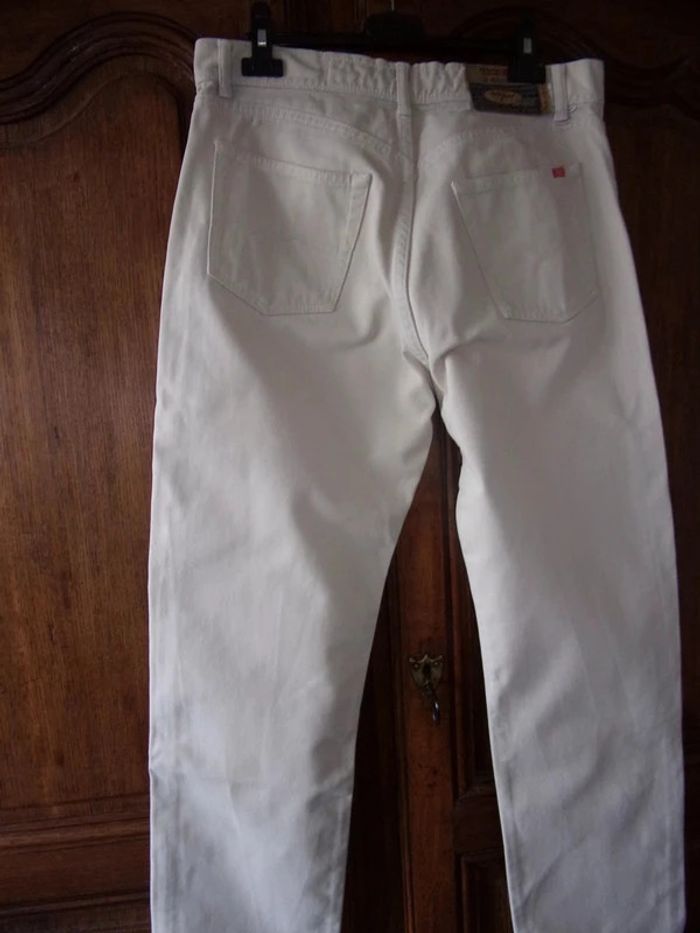 Pantalon jean CITY Jeans - T. 42 - photo numéro 2