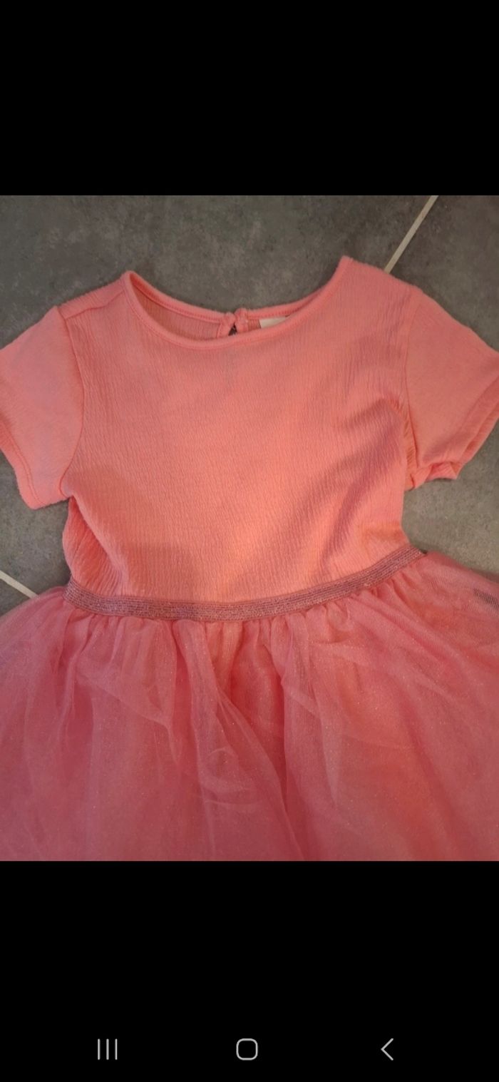 Robe tutu rose H&M 4/6ans - photo numéro 2