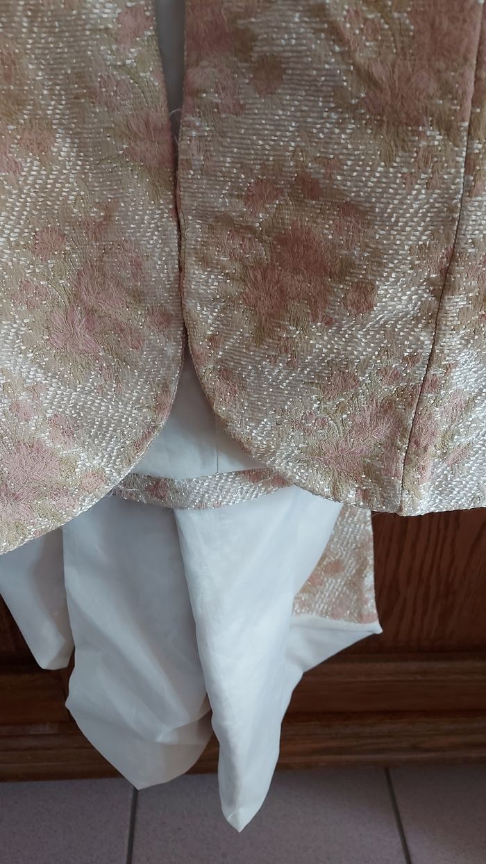 Manteau style ancien ou gothique - photo numéro 5