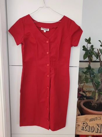 Robe vintage rouge boutonné taille 40