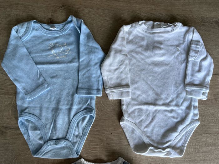 2 bodies manches longues 6 mois