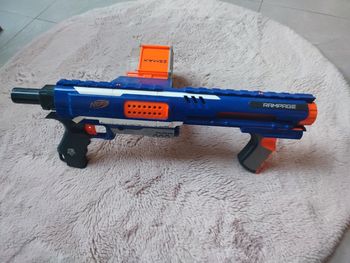 Pistolet rampage nerf