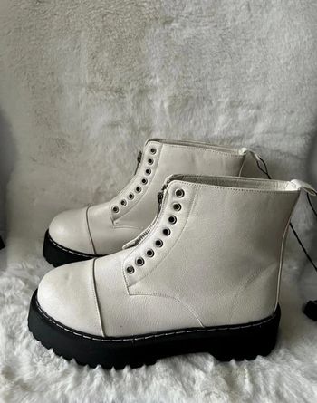 Bottines crèmes pointure 39