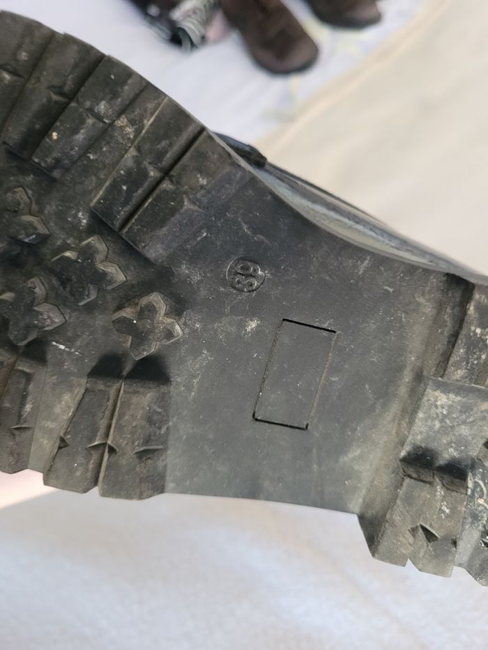 mocassins noirs vernis taille 39 - photo numéro 4