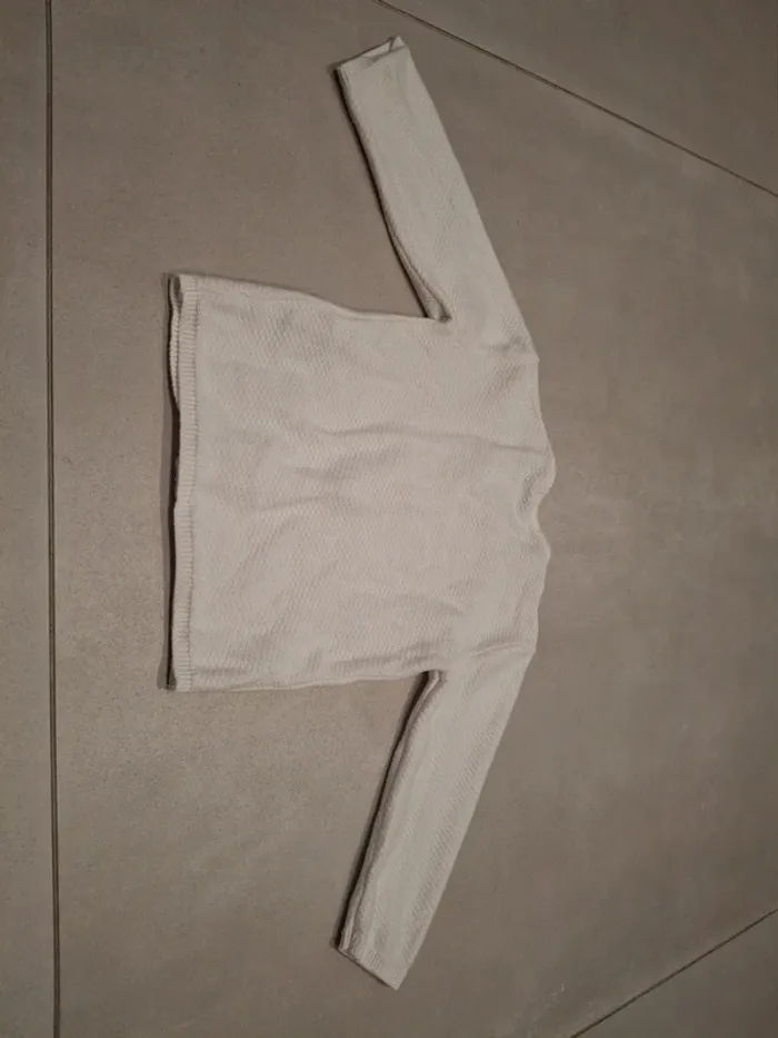 Gilet blanc 12 mois - photo numéro 5