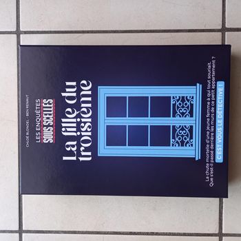 Enquêtes sous scellés : La fille du troisième