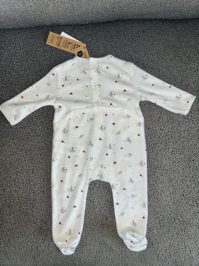 Pyjama - photo numéro 2