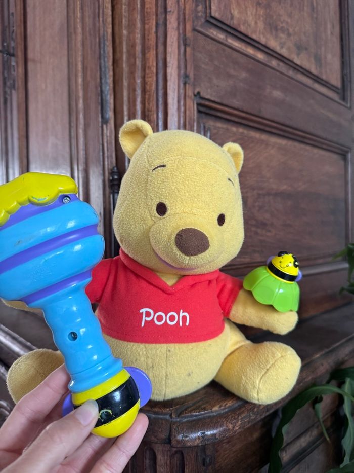 Winnie peluche interactive danse et chante - photo numéro 2
