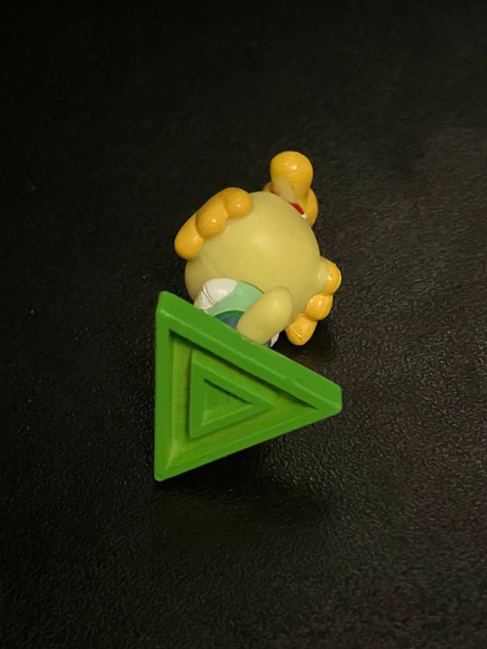 Petite Figurine Animal Crossing Marie (Isabelle) - photo numéro 3