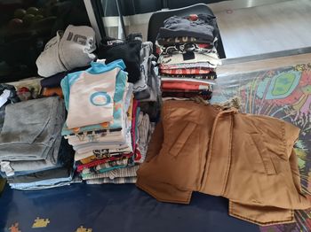 Lot vêtements 4/5ans