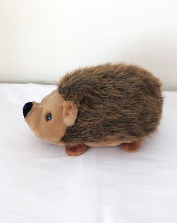 Peluche hérisson marron beige noir 30 cm STC doudou