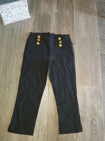 Pantacourt noir taille haute