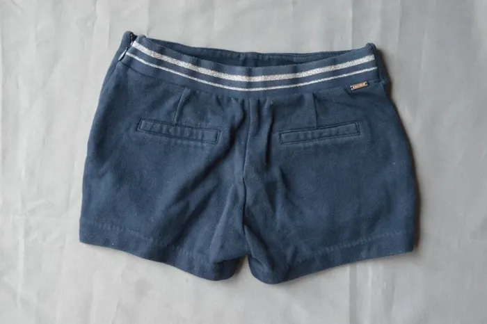 Short Marine Okaïdi Fille 7 ans Coton Très Bon État - photo numéro 3
