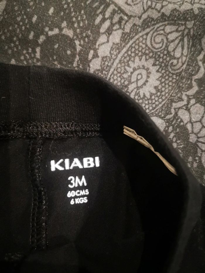 Legging fin noir Kiabi 3 mois - photo numéro 3
