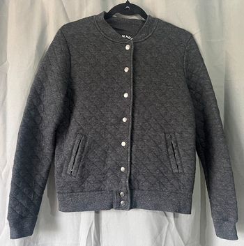Gilet à pression épais hiver undiz taille XS convient aussi pour un 12/14 ans excellent état