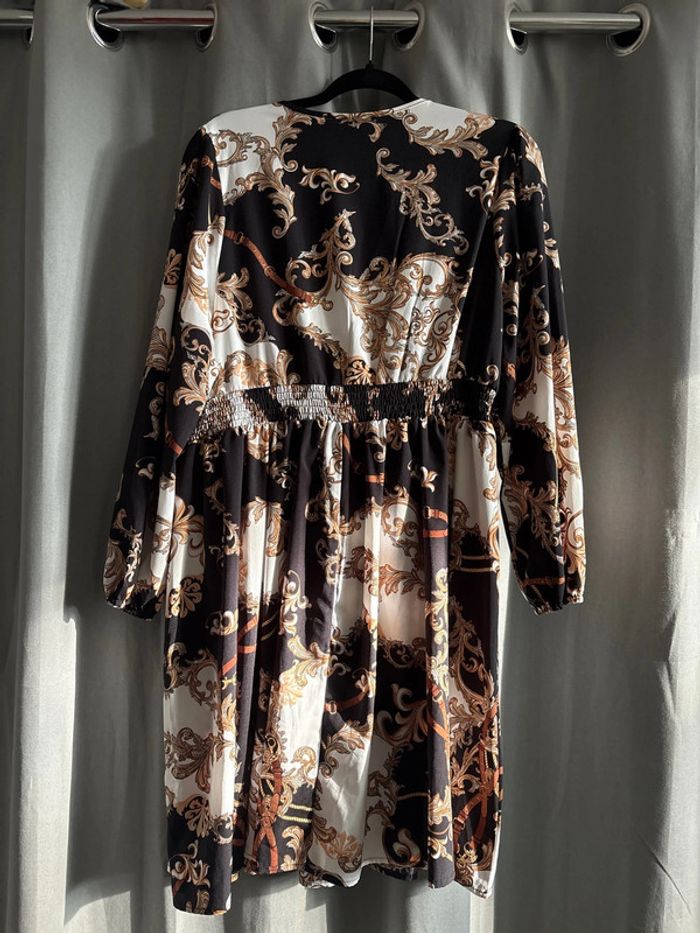 Robe mi longue - photo numéro 3