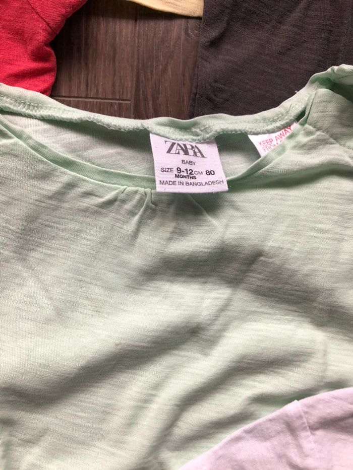 Lot t-shirts Zara 9-12 mois (80 cm) manches courtes - photo numéro 2