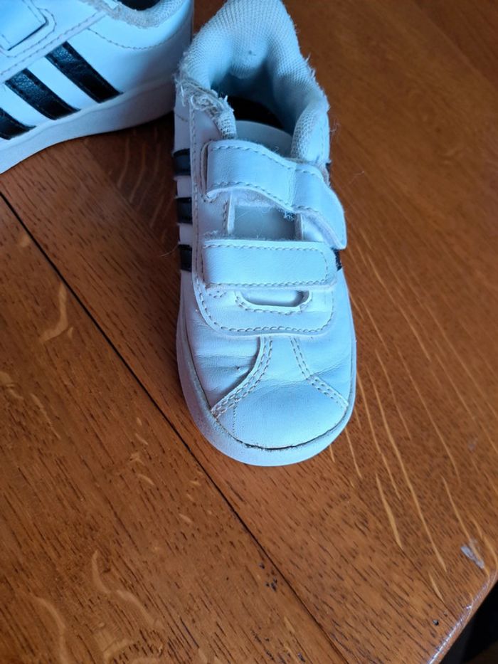 Baskets Adidas - photo numéro 3