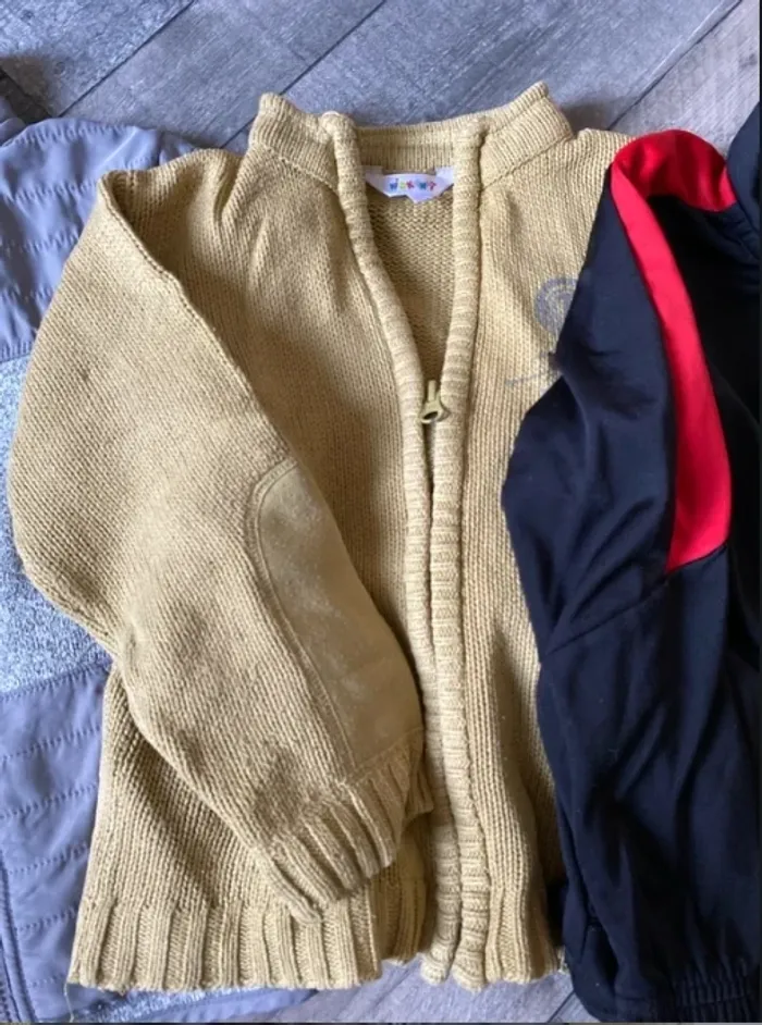 3 gilets garcon 5 ans - photo numéro 3
